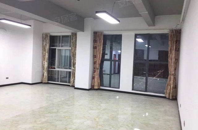 民杨国际1室1厅98㎡31万二手房图片