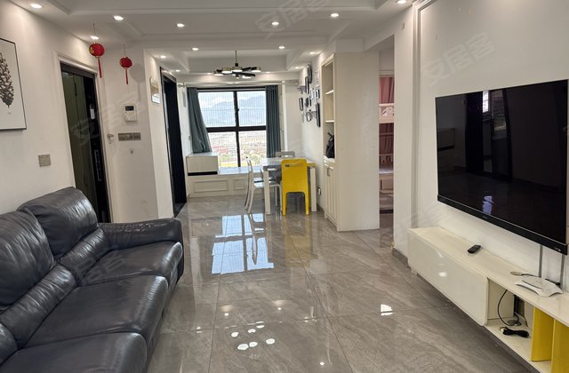 豪都金尊华府3室2厅87.5㎡70万二手房图片