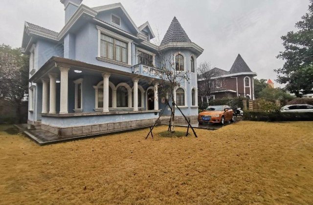 海德花园别墅968万 满五 住房 精装修 送大花园