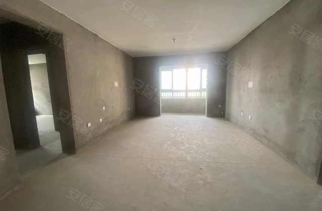 中原桃花岛小区3室2厅138.9㎡110万二手房图片