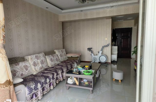 中鹏嘉年华3室2厅108㎡69万二手房图片