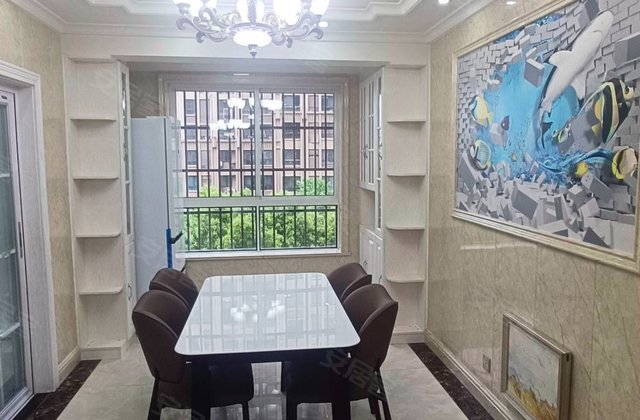 蓝鼎中央城锦绣园4室2厅140.5㎡71万二手房图片