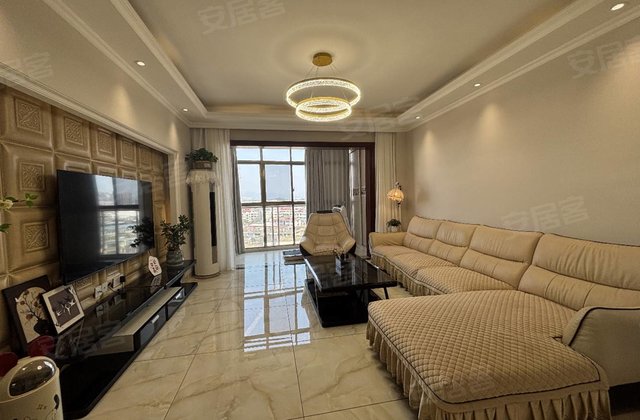 汇蓝国际4室2厅150.52㎡69.8万二手房图片