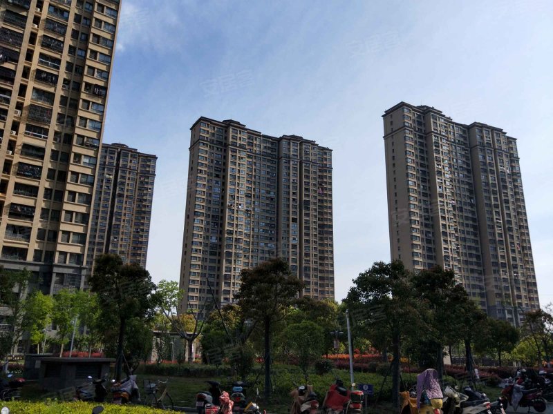 锦盛豪庭(1-18号,45-47号),代庄路29号-盐城锦盛豪庭(1-18号,45-47号)