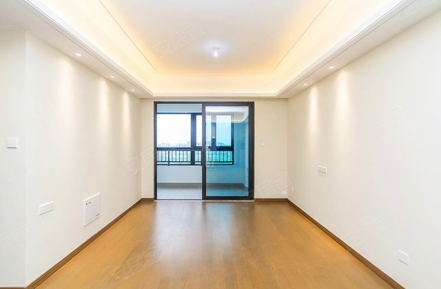 保利和光尘樾(和锦东园)3室2厅101㎡160万二手房图片