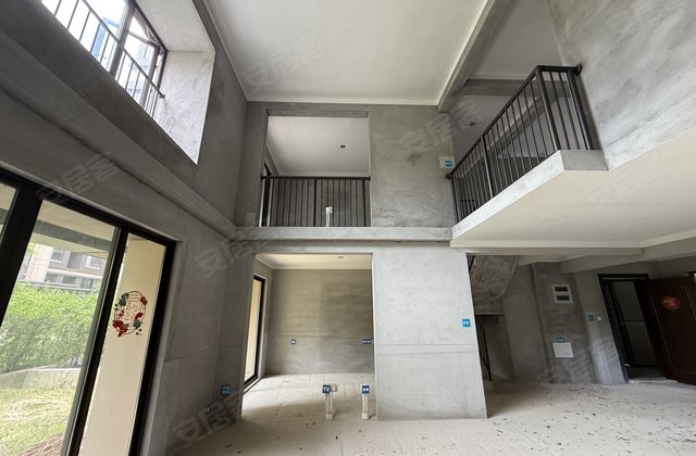 建发磐龙府5室2厅188㎡230万二手房图片