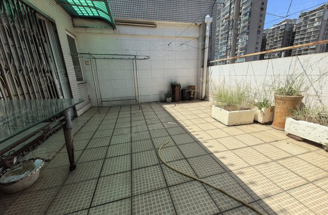 长隆花园4室2厅103㎡55万二手房图片