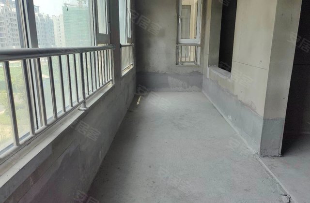 联泰中心城3室2厅138㎡82万二手房图片