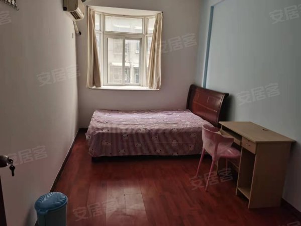 天星苑4室2厅2卫