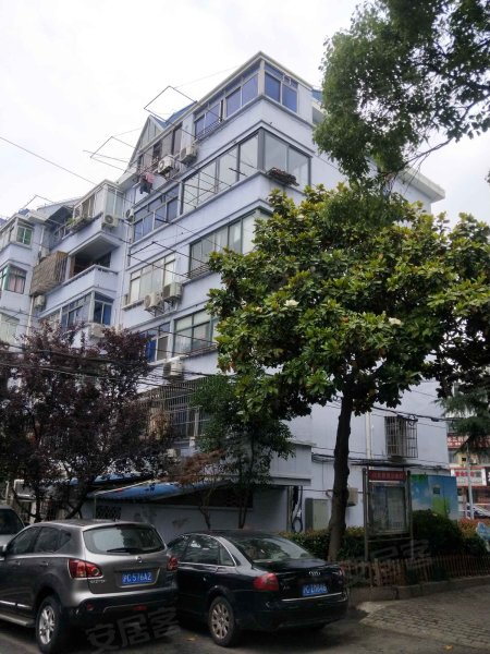 新德路379弄,381-385号小区 