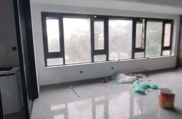 龙湖天宸府4室2厅125.14㎡58万二手房图片