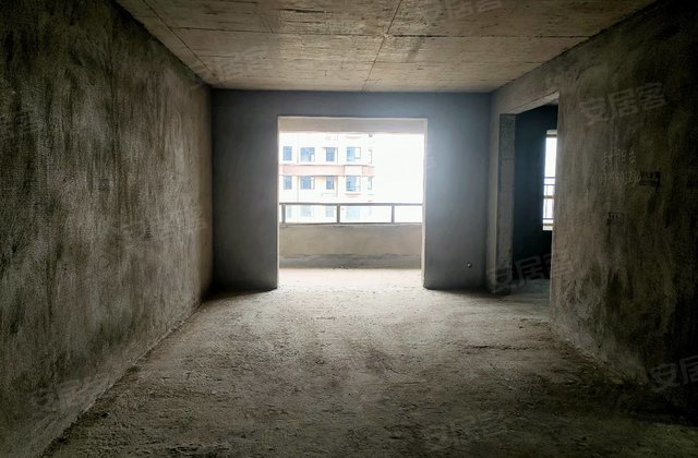 德安中央花园3室2厅130.9㎡65万二手房图片