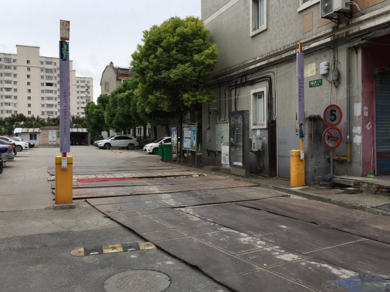 叶家桥路381弄小区 