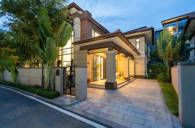 碧桂园齐瓦颂别墅