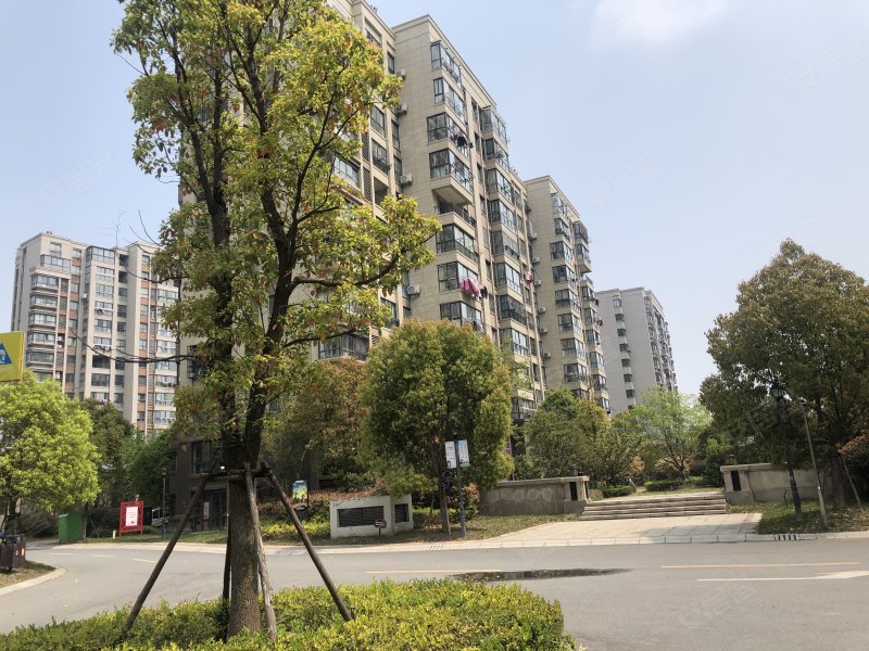 绿地商务城(三期乐居园)