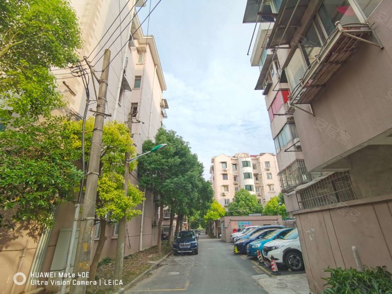 高兴花园一街坊