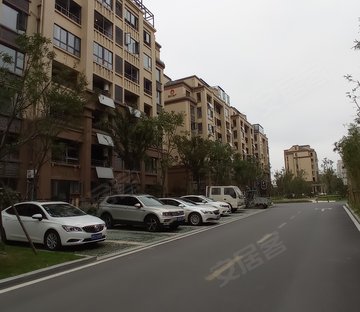 国兴翡翠湾
