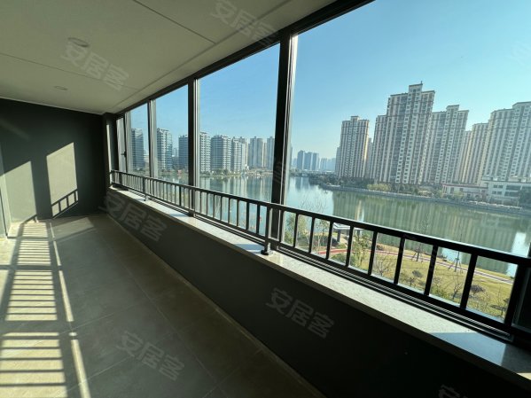 奥璟园头排湖景性价比好房4房精装修镜湖核心地段