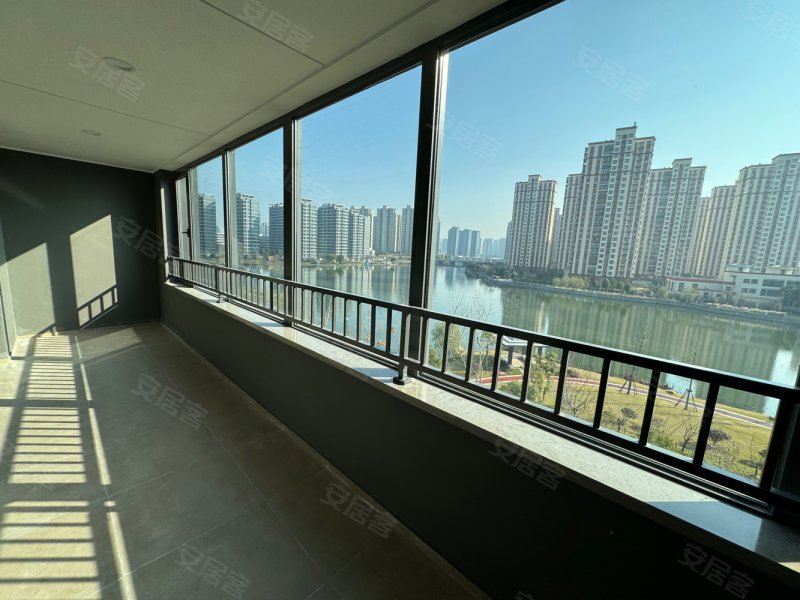 武地融创奥璟园4室2厅2卫154㎡南430万