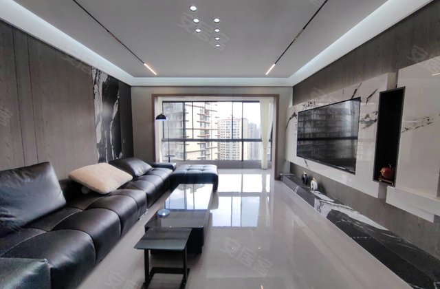 富康国际生态城天鹅湾二期4室2厅144㎡92.8万二手房图片