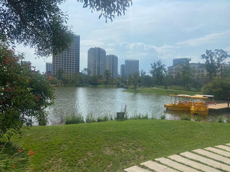 俊发彩云城辰湾