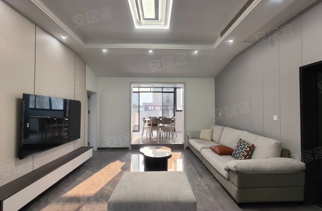 龙湖花园4室2厅100㎡48.8万二手房图片