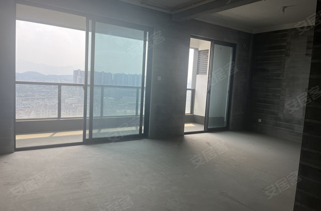 江语云宸4室2厅147㎡218万二手房图片