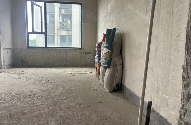 招商阳光城檀院4室2厅139㎡218万二手房图片