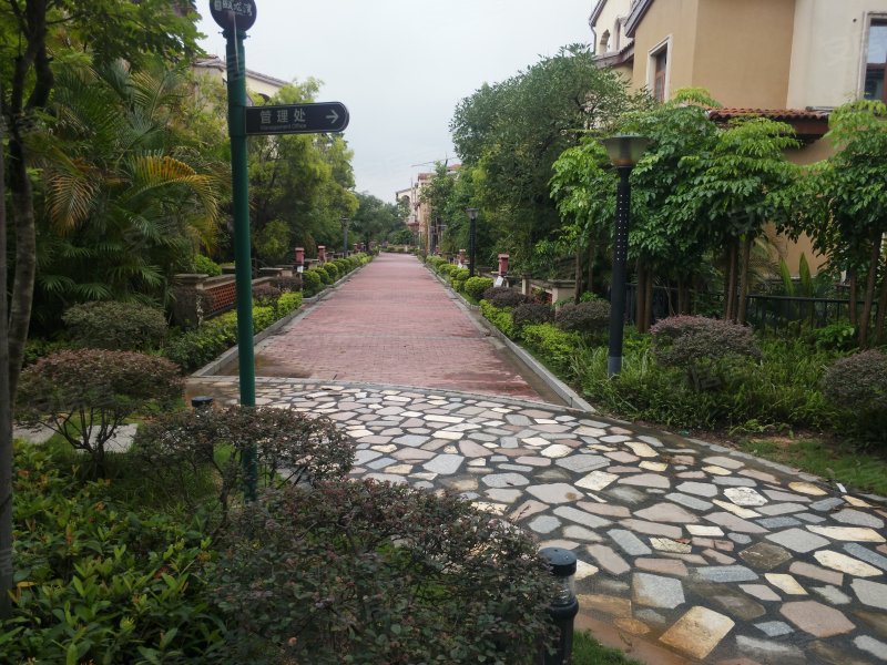 新世纪颐龙湾(别墅)