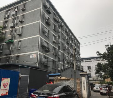 右安胡同乙7号院