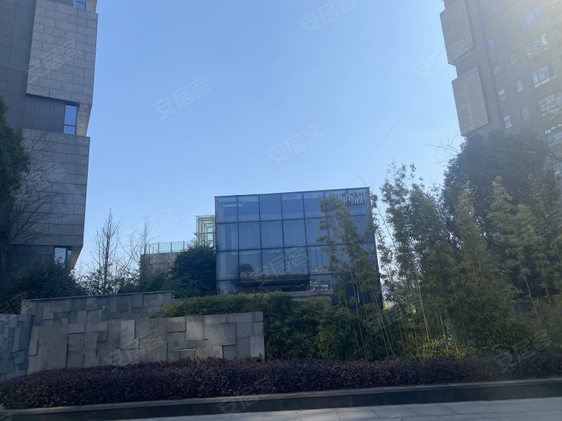 恩瑞御西湖,金星中路168号