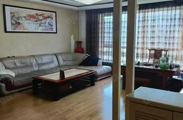 嘉合花园3室1厅156.33㎡63万二手房图片