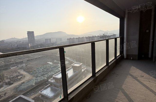 蓝城明月江南3室2厅130.43㎡60万二手房图片