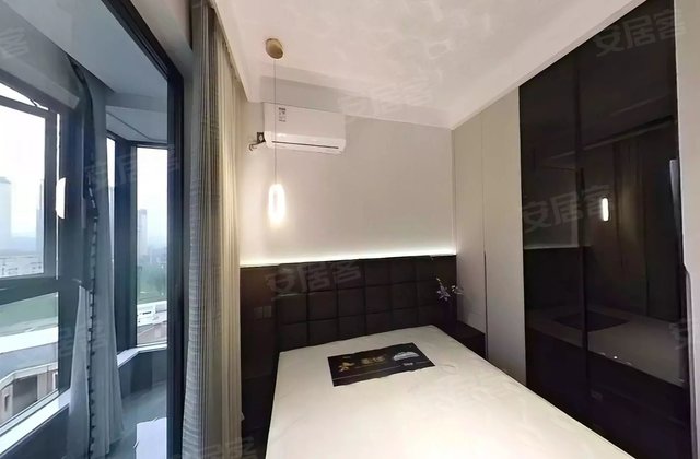 铁投碧水云天4室2厅135㎡83.8万二手房图片
