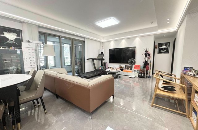 中航上城4室2厅155.74㎡172万二手房图片