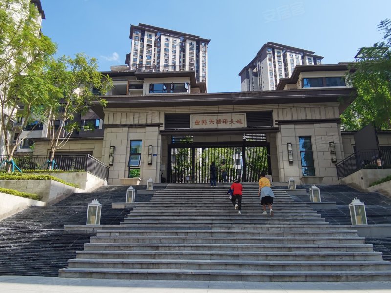 金科天湖印天越