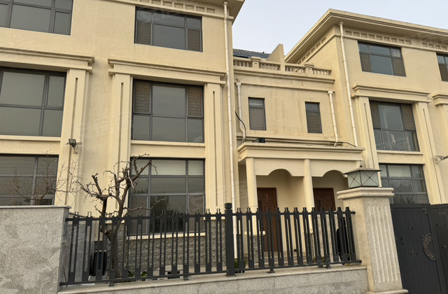 学府花园(莘县)5室3厅313㎡160万二手房图片