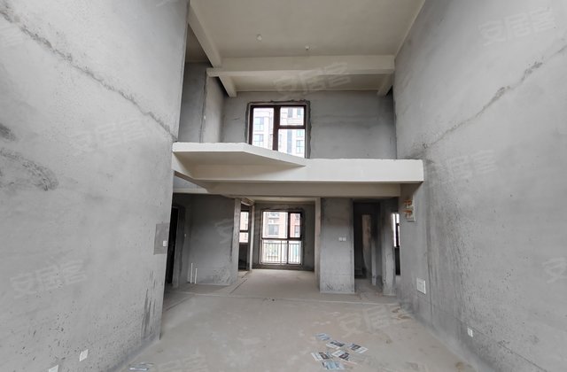 龙顺御园5室3厅223㎡130万二手房图片