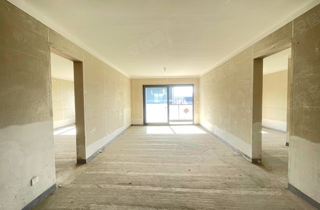 融创山水宸院(北院)4室2厅140㎡115万二手房图片