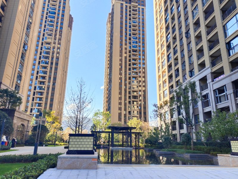 融创春风十里御风苑,大塘路,近沙河路-昆明融创春风十里御风苑二手房