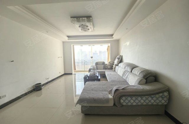 远大广场4室2厅146㎡55万二手房图片