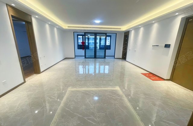 保利正荣堂悦花园4室2厅143㎡250万二手房图片