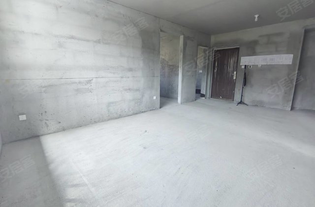 嘉和广场4室2厅130㎡110万二手房图片