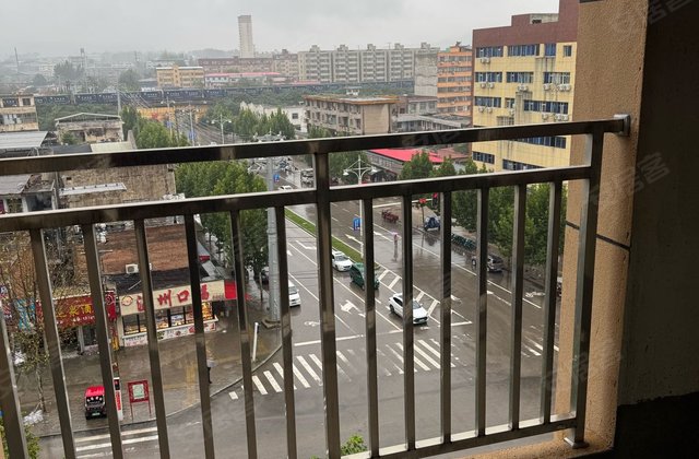 豫轴新家园3室2厅133.8㎡40万二手房图片