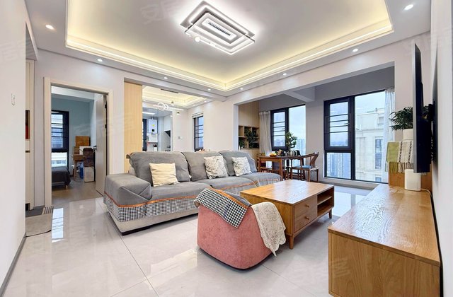 绿城春江明月4室2厅127.2㎡156万二手房图片