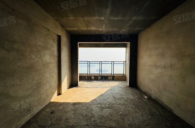 滨湖公馆(二期)3室2厅108㎡45万二手房图片