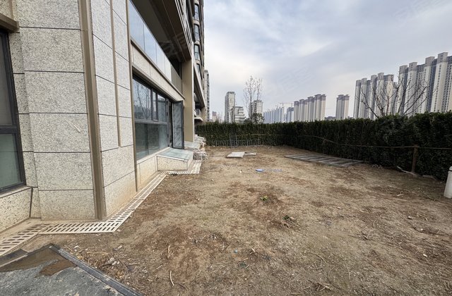 恒基上承3室2厅200㎡205万二手房图片