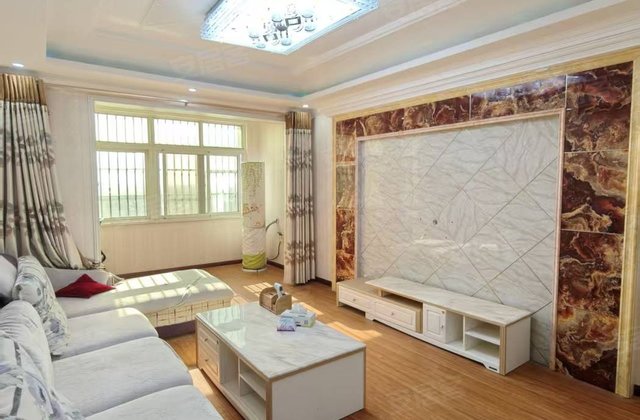 金上海国际广场3室2厅123㎡38万二手房图片