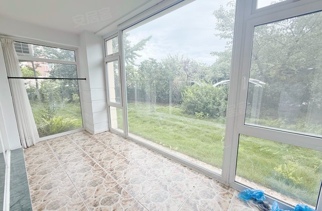 建飞花园(四期)3室2厅188.04㎡480万二手房图片