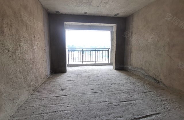 盛世豪庭3室2厅130㎡65.6万二手房图片